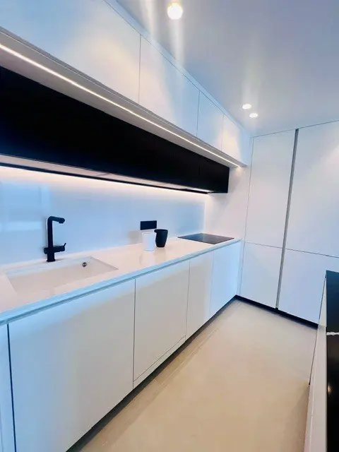 Open kitchen